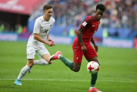 BENFICA CONFIRMA NEGOCIAÇÕES COM FC BARCELONA POR NELSON SEMEDO