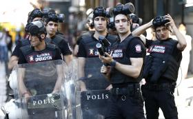 DIRETOR DA AMNISTIA INTERNACIONAL NA TURQUIA DETIDO PELA POLÍCIA