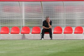 FERNANDO SANTOS DIZ QUE DISPENSAR RONALDO FOI A “ATITUDE CORRETA”