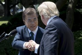 JAPÃO, ESTADOS UNIDOS E COREIA DO SUL VÃO DEBATER RESPOSTA À COREIA DO NORTE