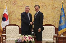 PRESIDENTE DO COI APOIA PROPOSTAS DA COREIA DO NORTE PARA COLABORAÇÃO COM PYONGYANG