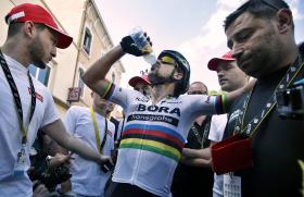 TOUR: PETER SAGAN EXPULSO