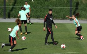 EURO FEMININO: ‘LIMPAR’ A ESTATÍSTICA PARA DEFRONTAR A ESPANHA NA ESTREIA