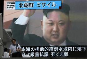 PYONGYANG ANUNCIA TER TESTADO COM SUCESSO MÍSSIL INTERCONTINENTAL