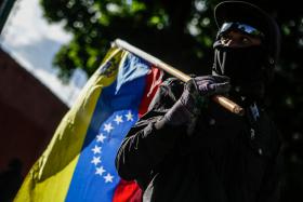 PELO MENOS13 FERIDOS EM ATAQUE AO PARLAMENTO VENEZUELANO POR GRUPOS ARMADOS PRÓ REGIME
