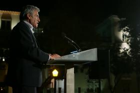JERÓNIMO DE SOUSA CRITICA POLÍTICAS DE “DESASTRE NACIONAL” DO PS, PSD E CDS