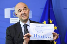 ESTRATÉGIA DE PORTUGAL PARA CRÉDITO MALPARADO “VAI NA DIREÇÃO CERTA” – MOSCOVICI