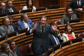 PASSOS ACUSA GOVERNO DE “CALCULISMO E POPULISMO” E DIZ QUE PAÍS PRECISA DE “MUITO MAIS”