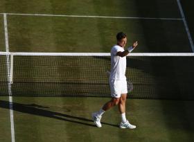 TOMAS BERDYCH NAS MEIAS-FINAIS DE WIMBLEDON, APÓS ABANDONO DE NOVAK DJOKOVIC