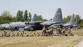 EUA E CABO VERDE PREPARAM ACORDO MILITAR QUE INCLUI PRESENÇA DE FORÇAS NA REGIÃO