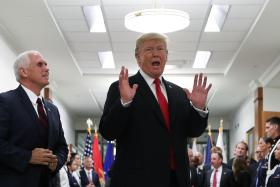 DONALD TRUMP AVISA QUE “PODER MILITAR NORTE-AMERICANO É INSUPERÁVEL”