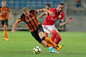 BENFICA PERDE COM HULL CITY EM ENCONTRO PARTICULAR