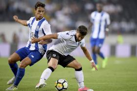 CERCA DE 30 ELEMENTOS DA PSP RECUSAM ENTRAR NO JOGO ENTRE GUIMARÃES E FC PORTO
