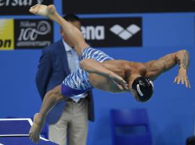 MUNDIAIS NATAÇÃO: ESTAFETA MISTA DE 4X100 ESTILOS DOS ESTADOS UNIDOS BATE RECORDE DO MUNDO