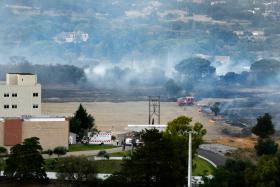 FOGO EM SETÚBAL REACENDEU ESTA TARDE SEM PERIGO PARA HABITAÇÕES