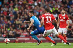 BENFICA BATIDO PELO ARSENAL POR 5-2 NA EMIRATES CUP
