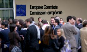 BRUXELAS ABRE PROCEDIMENTO CONTRA POLÓNIA POR CAUSA DE LEI SOBRE TRIBUNAIS