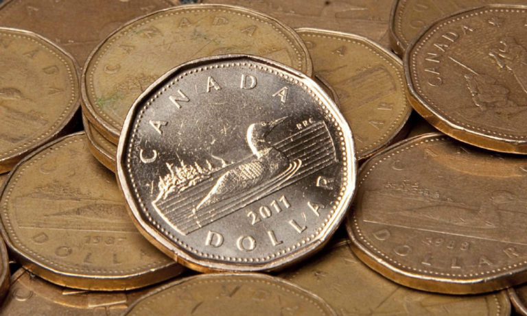 DÓLAR CANADIANO ACIMA DOS 80 CÊNTIMOS DE DÓLAR AMERICANO