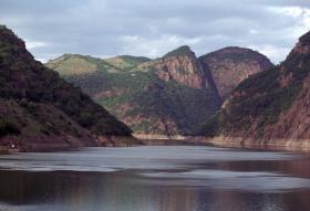 GOVERNO MOÇAMBICANO PROÍBE PESCA ARTESANAL À NOITE NA ALBUFEIRA DE CAHORA BASSA