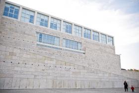 DOIS CATÁLOGOS DE EXPOSIÇÕES NO CCB CANDIDATOS A PRÉMIO INTERNACIONAL DE ARQUITETURA