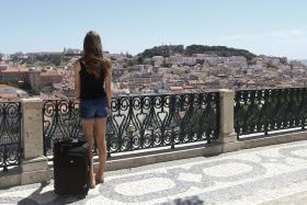 LIFECOOLER APROVEITA RESIDÊNCIAS UNIVERSITÁRIAS VAZIAS EM AGOSTO PARA ALOJAR TURISTAS