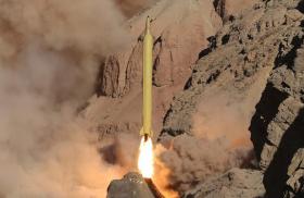 PARLAMENTO IRANIANO APROVA VERBA PARA DESENVOLVIMENTO DO PROGRAMA NUCLEAR