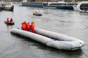 ONG PARTE EM SOCORRO DE NAVIO ANTI-REFUGIADOS MAS AJUDA É RECUSADA