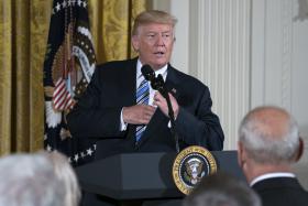 A CASA BRANCA É UMA AUTÊNTICA LIXEIRA – DONALD TTRUMP