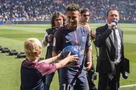FC BARCELONA CONFIRMA  TER RECEBIDO OS 222 MILHÕES DE EUROS POR NEYMAR