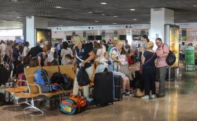 VENTO NÃO DÁ TRÉGUAS E RETÉM NA MADEIRA EQUIPAS DE FUTEBOL E DO RALI VINHO MADEIRA