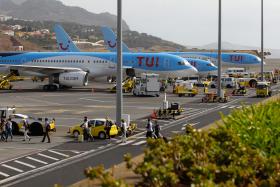 ABERTAS NO VENTO PERMITEM ATERRAGENS NO AEROPORTO DA MADEIRA