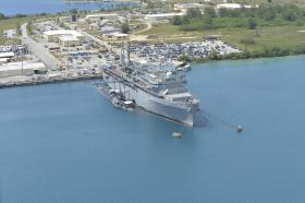 GOVERNADOR DE GUAM DIZ QUE ILHA ESTÁ “PREPARADA PARA O PIOR”