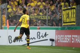 BORUSSIA DORTMUND INICIA DEFESA DA TAÇA DA ALEMANHA COM GOLEADA AO RIELASINGEN-ARLEN