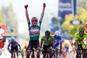 DE MATEOS VENCE OITAVA ETAPA DA VOLTA A PORTUGAL E SOBE A SEGUNDO DA GERAL