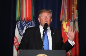 PLANO DE TRUMP PARA O AFEGANISTÃO PODE ENVOLVER 3.900 TROPAS ADICIONAIS