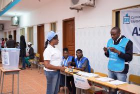 CNE SATISFEITO COM VOTAÇÃO EM CLIMA DE SERENIDADE NAS ELEIÇÕES EM ANGOLA