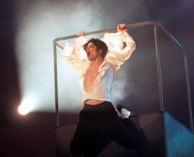 VERSÃO 3D DE “THRILLER”, DE MICHAEL JACKSON, POR JOHN LANDIS, ESTREIA-SE EM VENEZA