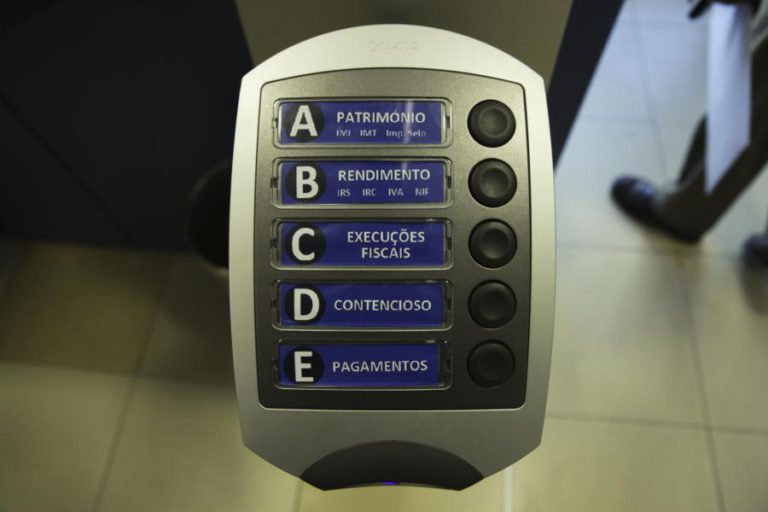 FISCO RECEBE 1.899 MIL RECLAMAÇÕES SOBRE ADICIONAL AO IMI