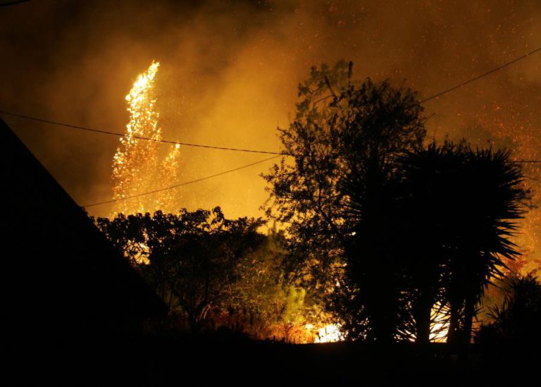 INCÊNDIOS NA SERRA DE ÁGUA, MADEIRA, PREOCUPA BOMBEIROS MAS “NÃO HÁ REGISTO DE DANOS” – PROTEÇÃO CIVIL