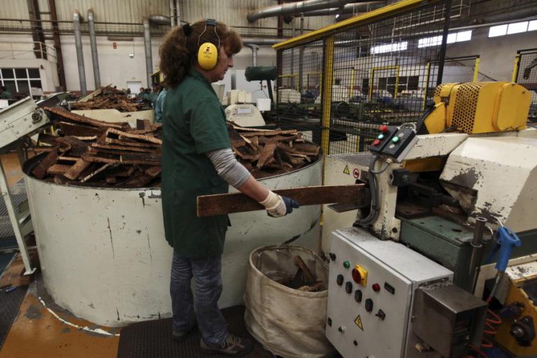 CORTICEIRA AMORIM INVESTE TRÊS MILHÕES DE EUROS NA COMPRA DA FRANCESA SODILIÈGE