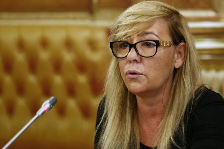VISTOS ‘GOLD’: EX-MINISTRA DA JUSTIÇA NEGA TER RECEBIDO PEDIDO PARA RECONDUZIR ANTÓNIO FIGUEIREDO