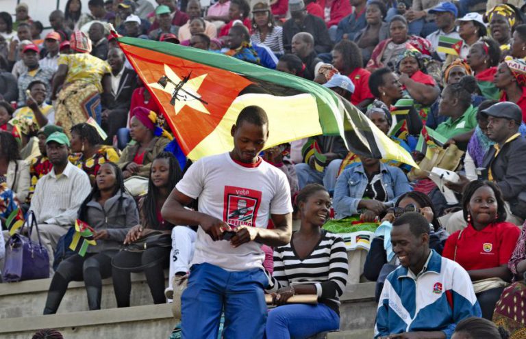 POUCO MAIS DE UM TERÇO DA POPULAÇÃO ADULTA DE MOÇAMBIQUE TEM CONTA BANCÁRIA