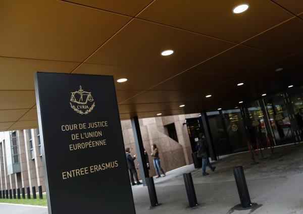 TRIBUNAL DA UE REJEITA RECURSO DA HUNGRIA E ESLOVÁQUIA CONTRA QUOTAS DE REFUGIADOS