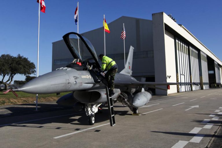 DESAFETADO IMÓVEL DO DOMÍNIO MILITAR PARA UNIDADE DE MANUTENÇÃO DE AVIÕES EM BEJA