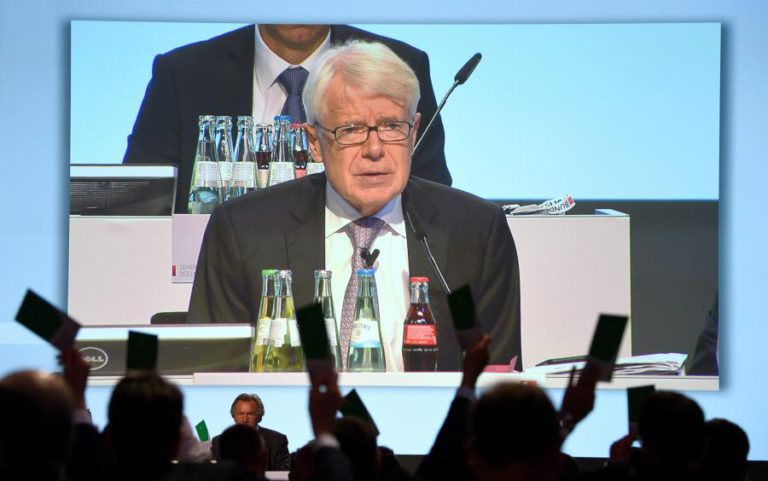 LIGA ALEMÃ DE FUTEBOL VAI PROPOR UMA REDUÇÃO DO PERÍODO DE TRANSFERÊNCIAS