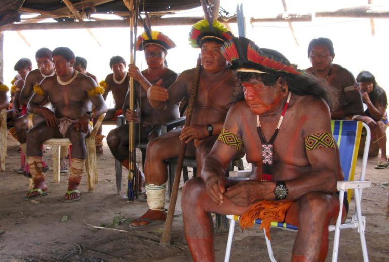 BRASIL CONFIRMA INVESTIGAÇÃO SOBRE SUPOSTO MASSACRE DE ÍNDIOS ISOLADOS NA AMAZÓNIA