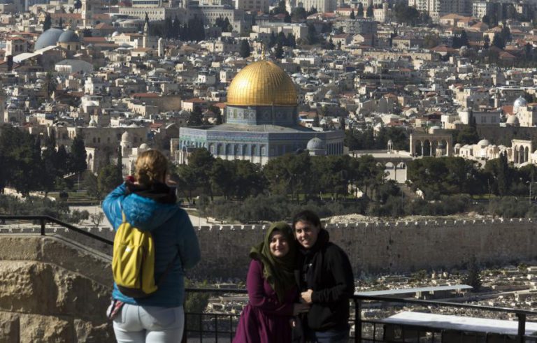 OMT ASSINALA 598 MILHÕES DE TURISTAS EM TODO O MUNDO NO PRIMEIRO SEMESTRE