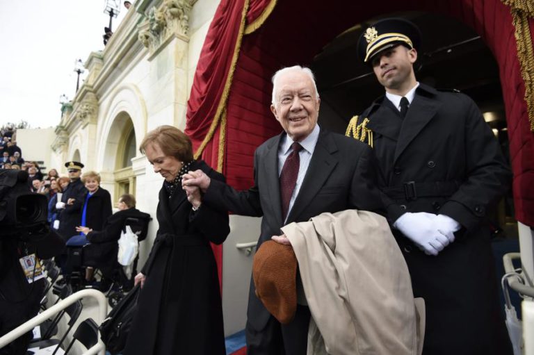 EUA PARECEM MAIS UMA “OLIGARQUIA DO QUE DEMOCRACIA” — ANTIGO PRESIDENTE JIMMY CARTER