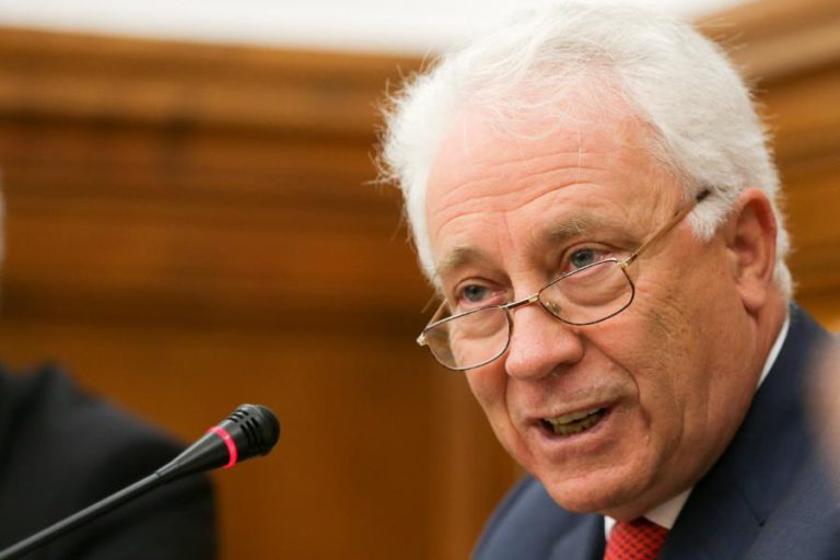 GOVERNADOR DO BDP DIZ QUE OBJETIVO DOS BANCOS CENTRAIS NÃO É FAZER LUCRO MAS EVITAR CRISES