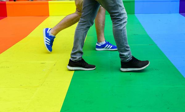 CANADÁ DÁ ASILO A MAIS DE 30 HOMOSSEXUAIS CHECHENOS VÍTIMAS DE PERSEGUIÇÃO